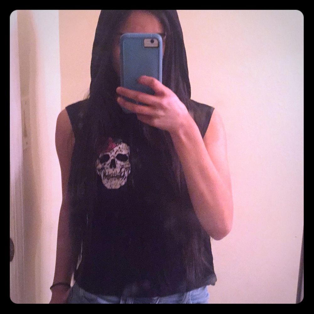 Black skull face crop top hoodie